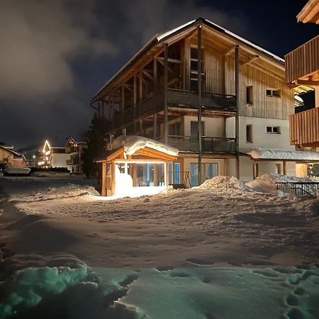 Garni - Hotel Am Burghuegel Innichen Exterior foto