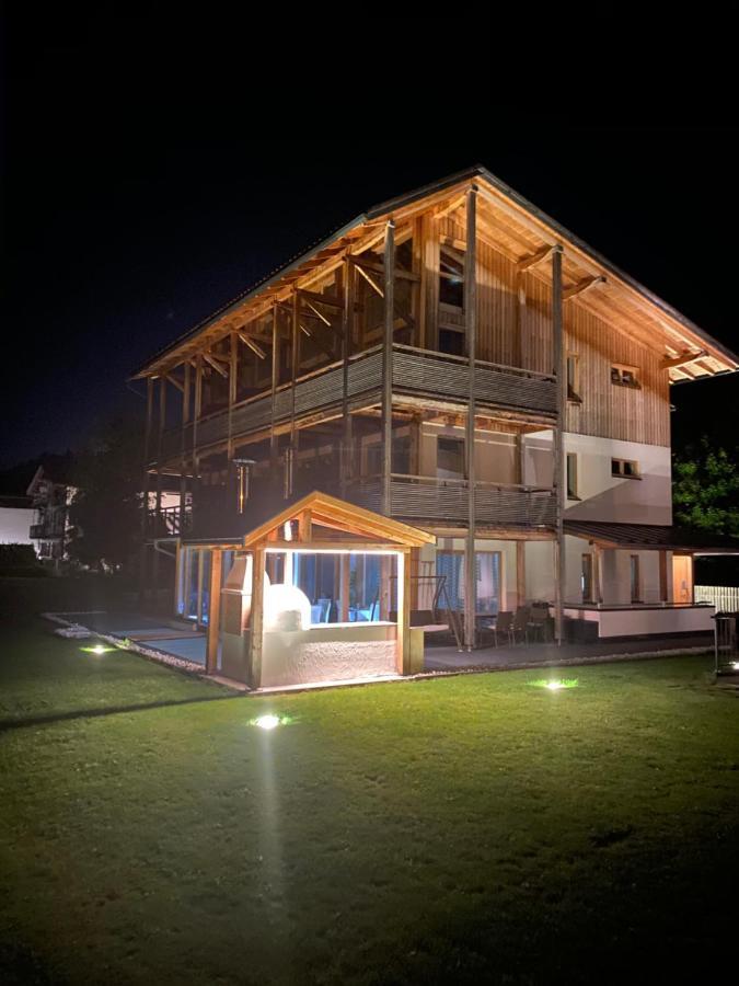 Garni - Hotel Am Burghuegel Innichen Exterior foto