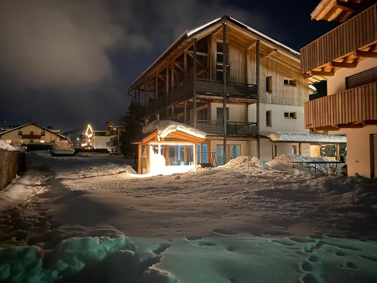 Garni - Hotel Am Burghuegel Innichen Exterior foto
