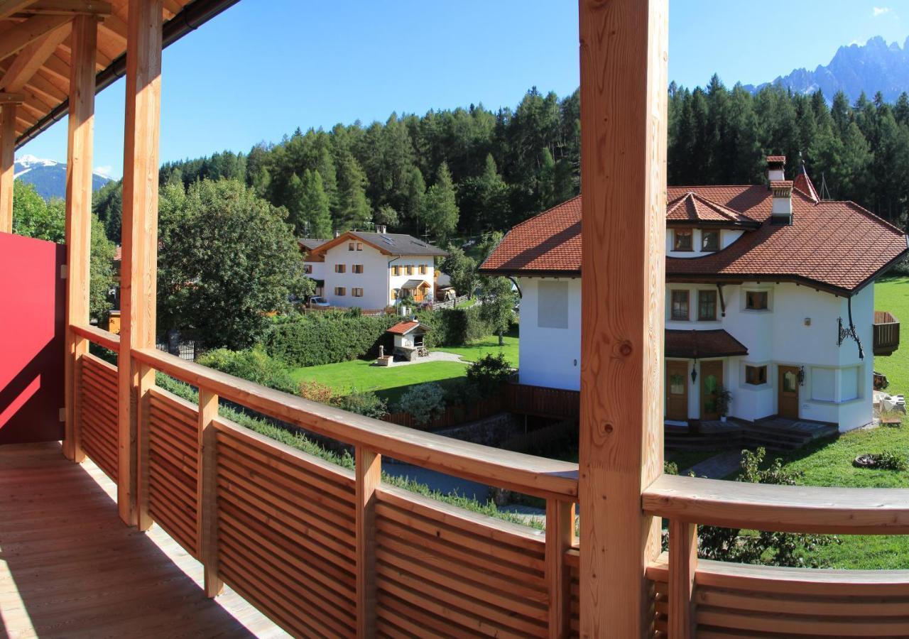 Garni - Hotel Am Burghuegel Innichen Exterior foto
