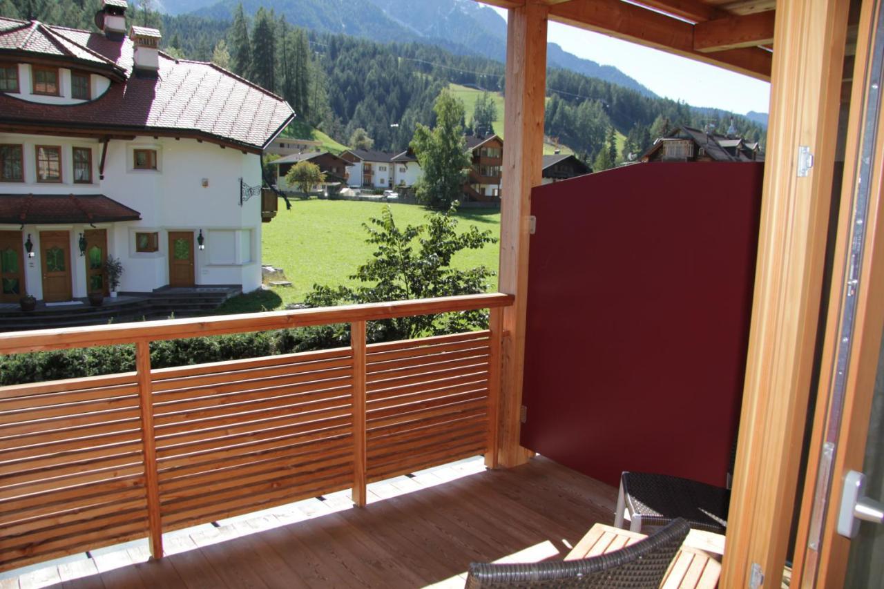 Garni - Hotel Am Burghuegel Innichen Exterior foto