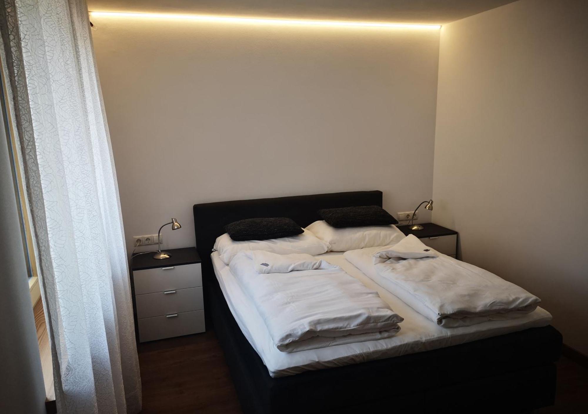 Garni - Hotel Am Burghuegel Innichen Zimmer foto