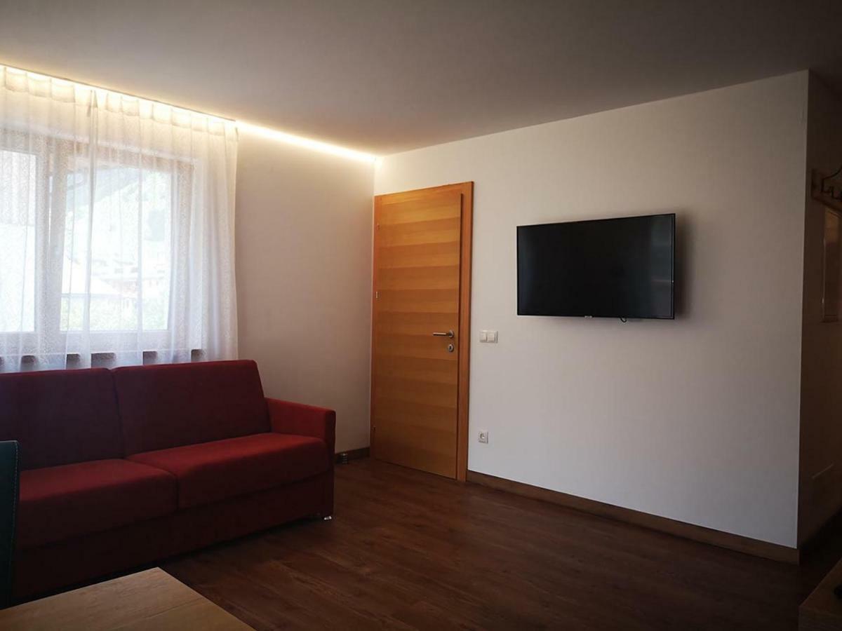 Garni - Hotel Am Burghuegel Innichen Exterior foto